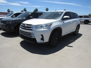 2019 Toyota Highlander LE