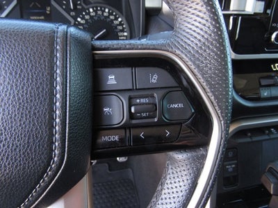 2024 Toyota Tundra 4WD SR5