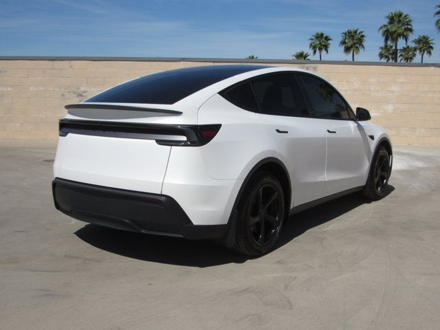 2026 Tesla Model Y Premium