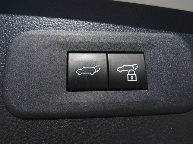 2025 Toyota Crown Signia XLE