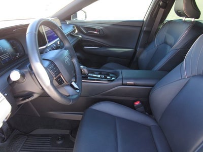 2025 Toyota Crown Signia XLE