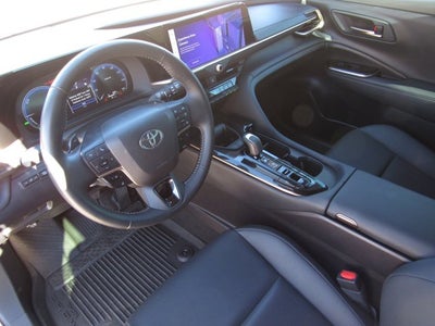 2025 Toyota Crown Signia XLE