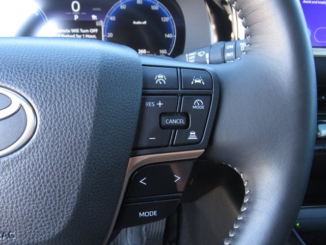 2025 Toyota Crown Signia XLE