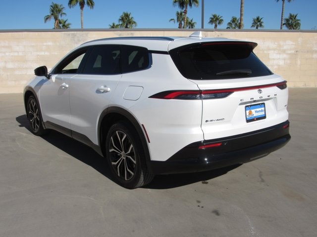 2025 Toyota Crown Signia XLE