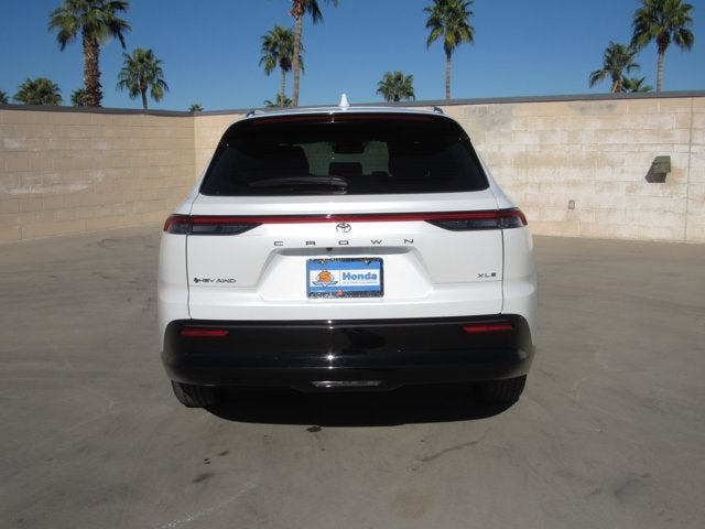 2025 Toyota Crown Signia XLE
