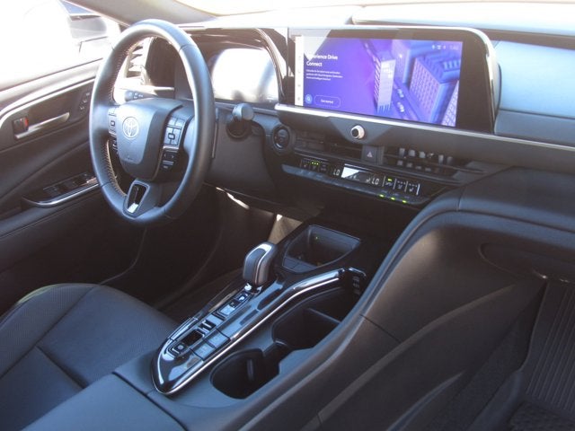 2025 Toyota Crown Signia XLE