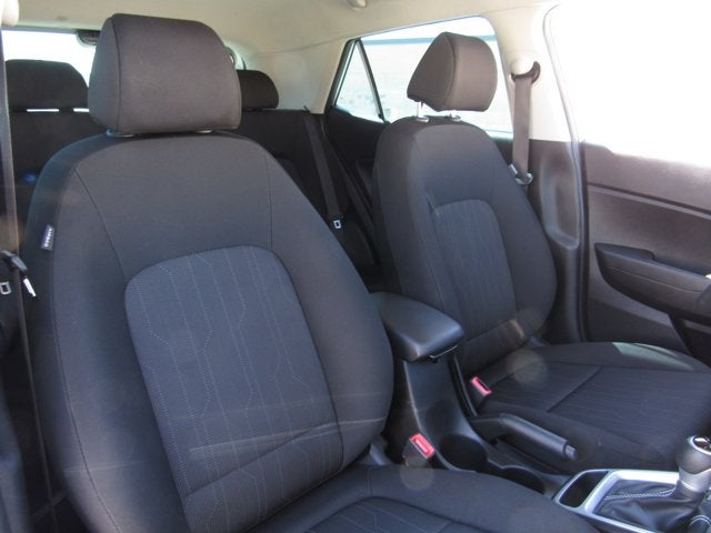 2025 Hyundai Venue SE