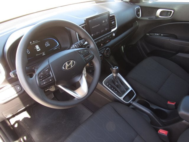 2025 Hyundai Venue SE