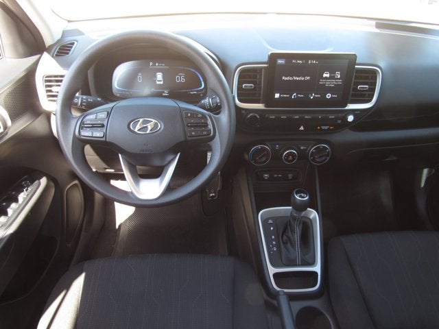 2025 Hyundai Venue SE