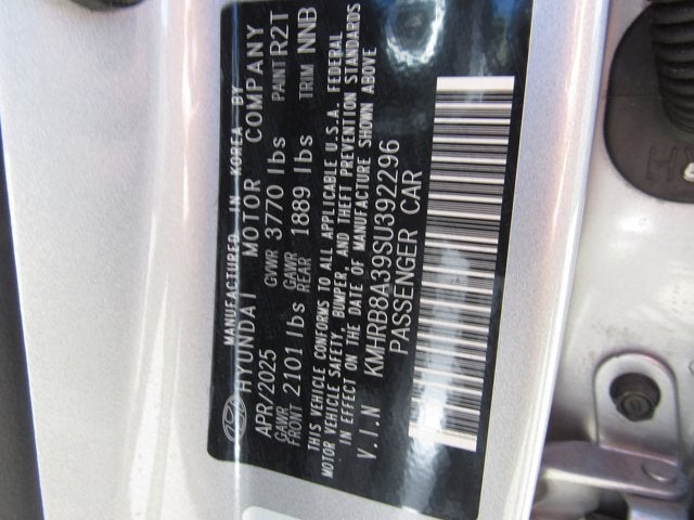 2025 Hyundai Venue SE