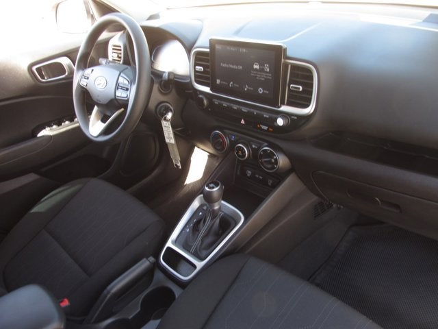2025 Hyundai Venue SE