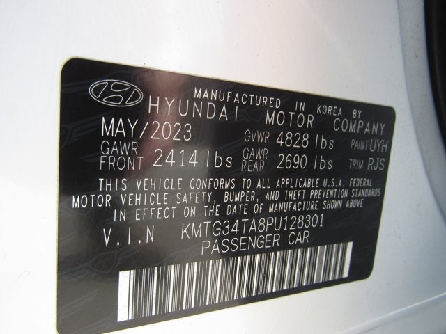 2023 Genesis G70 2.0T