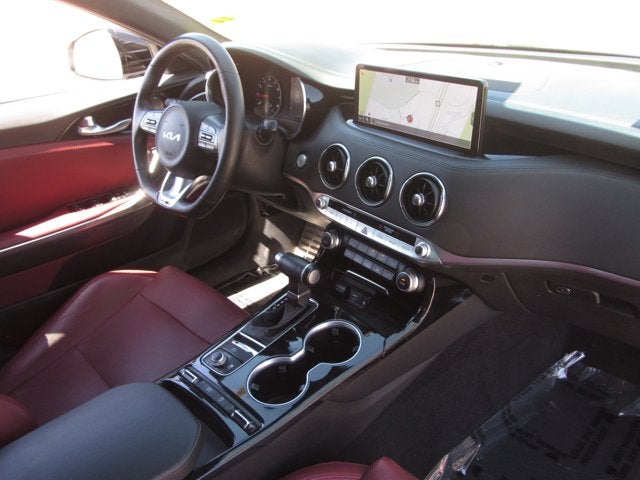 2022 Kia Stinger GT-Line