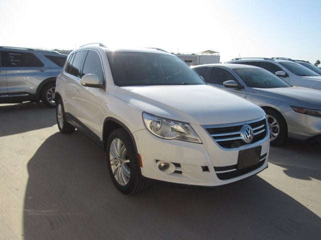 Used 2009 Volkswagen Tiguan SE with VIN WVGBV75N59W501110 for sale in Mesa, AZ